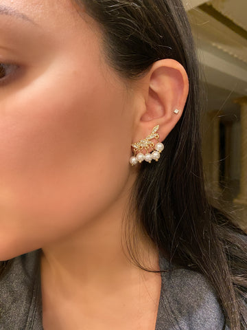 Pearl Studs